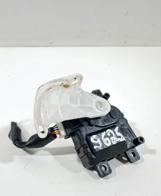 Suzuki Vitara (LY) Air flap motor/actuator CZ1138003740