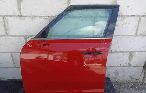 Mini Cooper Countryman F60 Front door