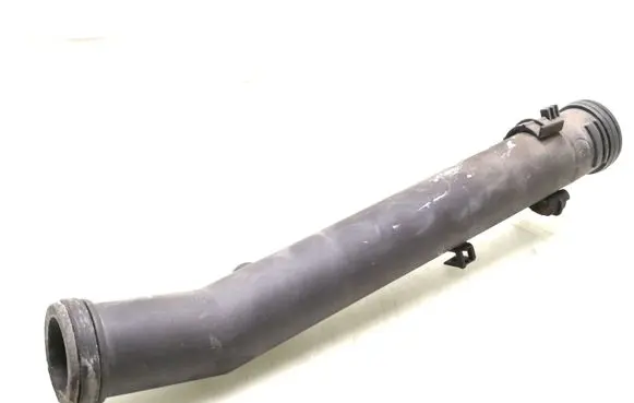 Volkswagen Golf V Engine coolant pipe/hose 032121065G