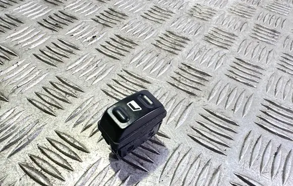 Citroen Xsara Picasso Electric window control switch 26681