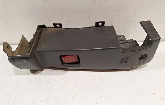 Rear bumper corner part panel trim