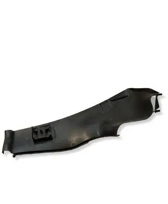 Volkswagen Jetta VII Other body part 17B815159