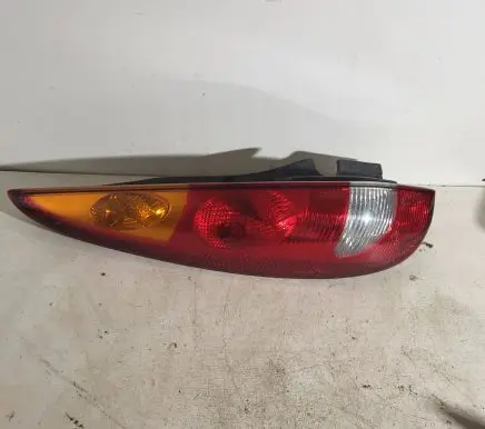 Nissan Almera Tino Rear/tail lights E95251