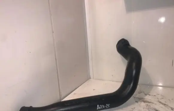Volvo XC90 Engine coolant pipe/hose 8624887 A11415
