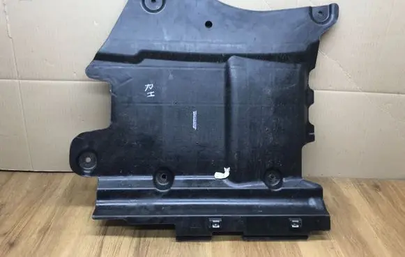 Mercedes-Benz GLE (W166 - C292) Dashboard lower bottom trim panel A1666809503