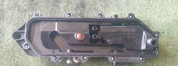 Iveco Daily 6th gen Rocker cam cover 504132147