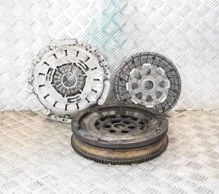 BMW 5 E60 E61 Clutch set kit 7559529 323063710