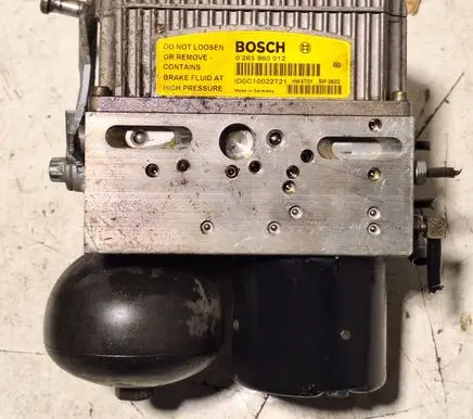 Mercedes-Benz E W211 ABS Pump 0265960012 HW4701 1D0C10022721