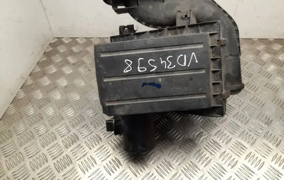 Nissan Navara D40 Air filter box EC00A