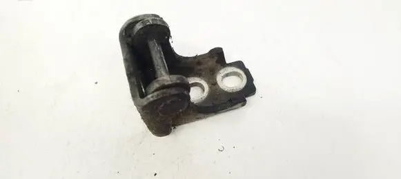 Renault Megane III Rear door lower hinge