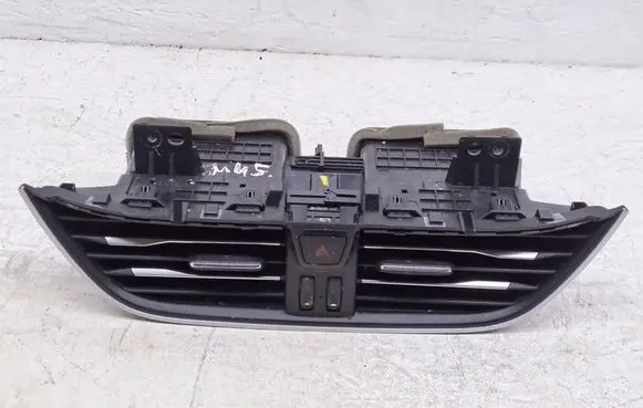 Ford Focus Dash center air vent grill JX7B19K617