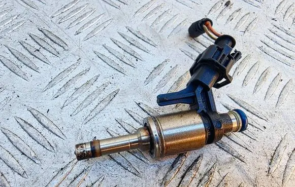 Mini Cooper Countryman R60 Fuel injector 0261500073 7591623 V7591623