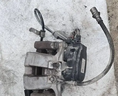 Rear brake caliper
