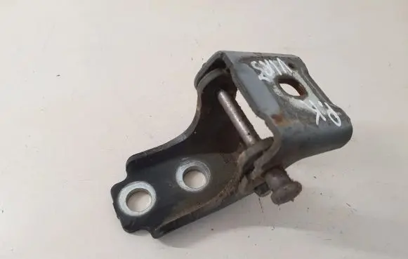 Peugeot 508 Front door upper hinge