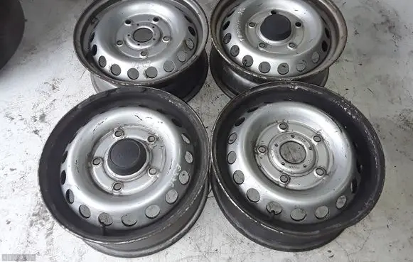 R16 alloy rim