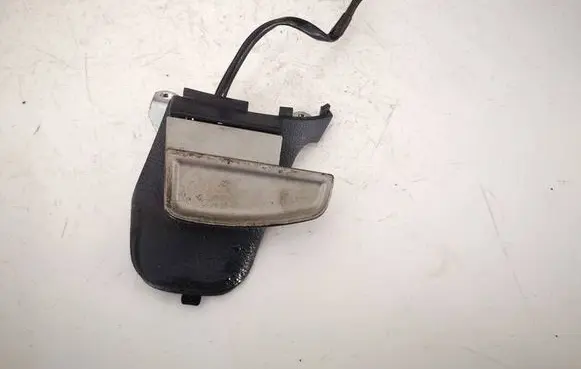 Honda Insight Steering wheel buttons/switches M38479
