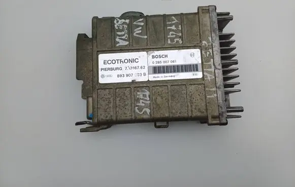 Volkswagen Jetta II Engine control unit/module 893907383B