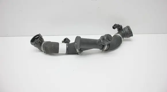Land Rover Range Rover Sport L461 Engine coolant pipe/hose 