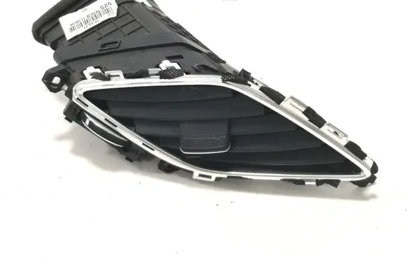 Hyundai i40 Dash center air vent grill 974103Z000 U09D40