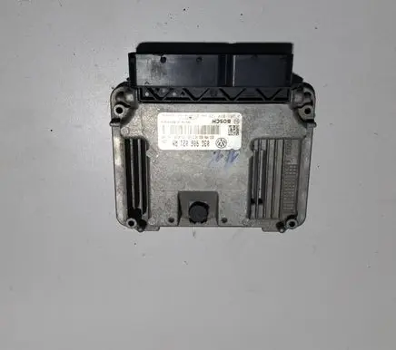 Volkswagen Cross Touran I Engine control unit/module 03G906021RN 03G906021AB 0281014128