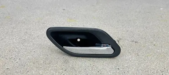 BMW 5 E39 Front door interior handle 7032926 51217032926
