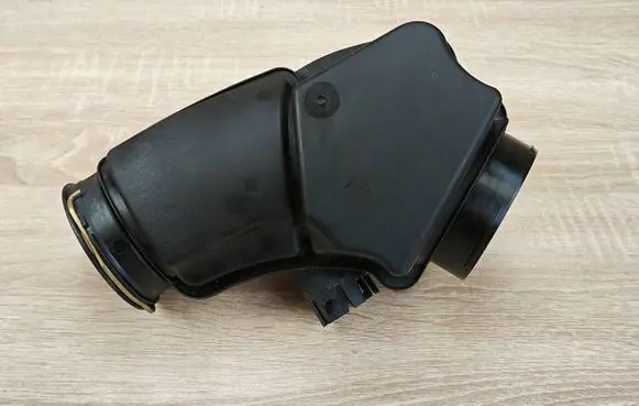 BMW 4 G22 G23 G24 G26 Intake resonator 8580432