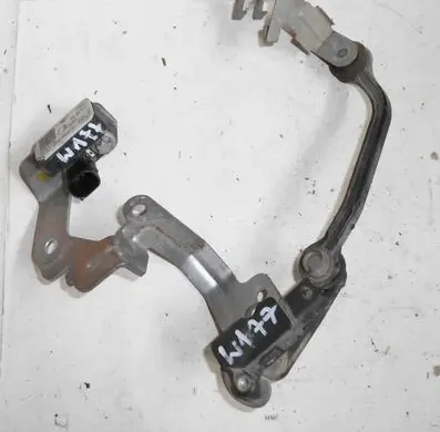 Mercedes-Benz A W177 AMG Headlight/headlamp level sensor A0009057802 A0009050908