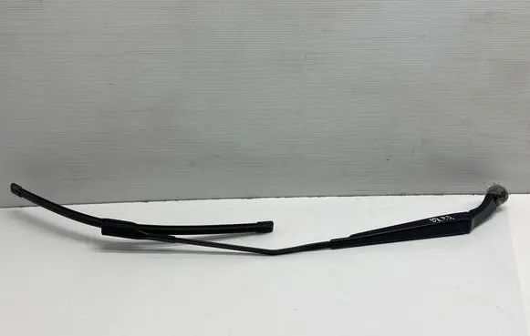 Audi Q3 F3 Windshield/front glass wiper blade 83B955408A