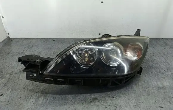 Mazda 3 I Headlight/headlamp P2951STANLEY