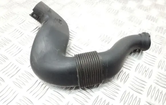Volkswagen Fox Air intake duct part 6Y0129618A