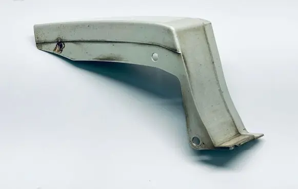 Cadillac SRX Side skirt rear trim 254064157 25764370 25764352