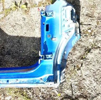 KIA Sportage Front sill (body part) 