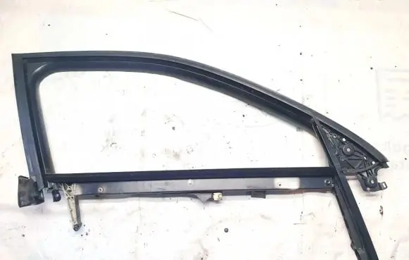Audi A4 S4 B6 8E 8H Front door window/glass frame 