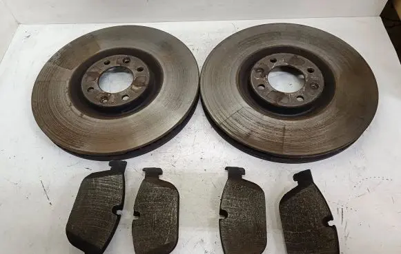 Citroen DS5 Front brake disc