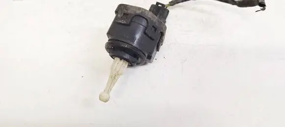 Mitsubishi Carisma Headlight level adjustment motor 00787833 007878-33