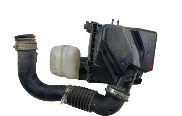 Subaru Outback Air filter box A52AJ02