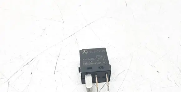 Mercedes-Benz Vaneo W414 Other relay 0025421119