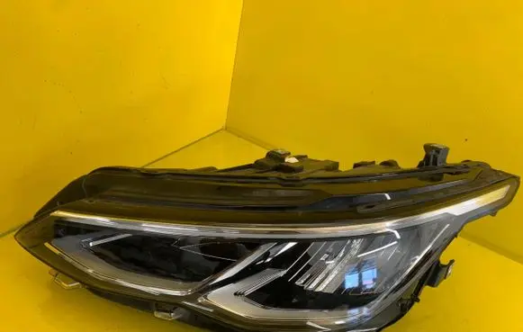 Volkswagen Golf VIII Headlight/headlamp 5H1941005B