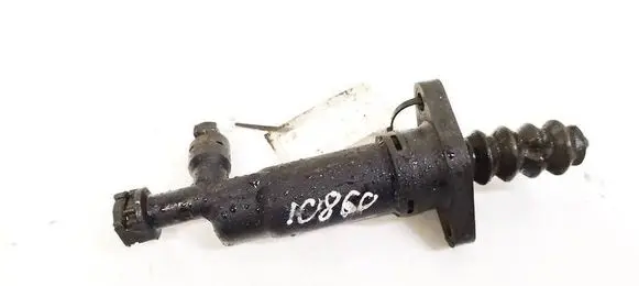 Mini One - Cooper Coupe R56 Clutch master cylinder 6783622