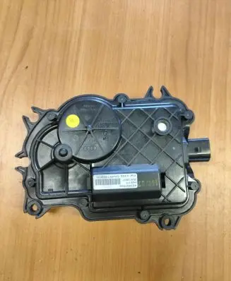 Audi A8 S8 D3 4E Front door lock 4E0837059 SN4E156919