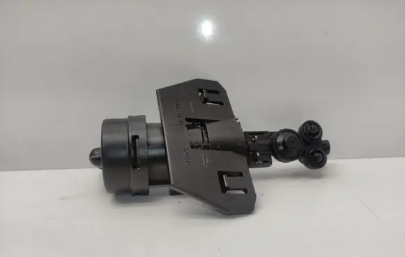 Jaguar XK8 - XKR Headlight washer spray nozzle LJA7051AF