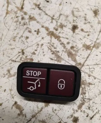 Mercedes-Benz GLC X253 C253 Tailgate/boot open switch button 2128210551 32132163