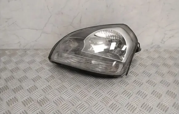 Hyundai Tucson JM Headlight/headlamp 921012EXXX