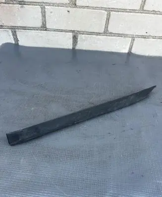 Front bumper lip