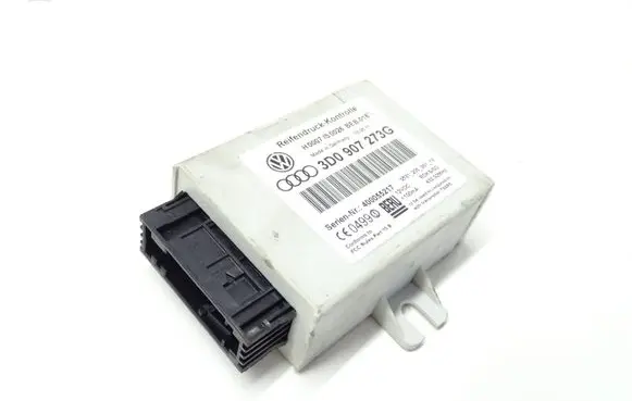 Volkswagen Touareg I Airbag control unit/module H00077S0026 3D0907273G 400055217
