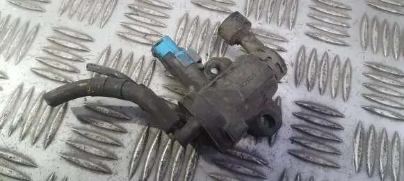 Volvo V50 Turbo solenoid valve 9628971180 0928400309