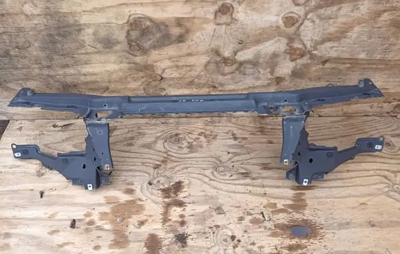 BMW X5 E53 Radiator support slam panel 33613V952