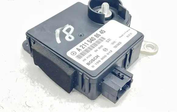 Mercedes-Benz E W211 Battery control module A2115408645