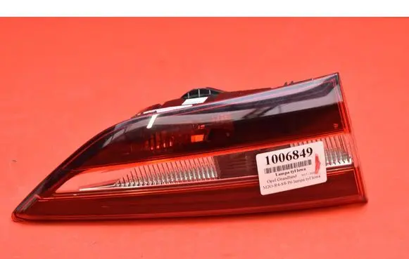 Opel Grandland X Rear/tail lights YP00016580
