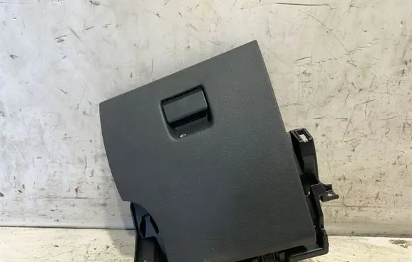 Peugeot 508 Glove box 9686447777